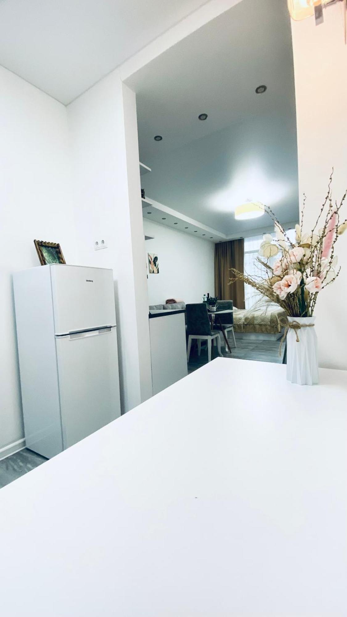 Appartement Pirosmani 18D, 12 Floor à Batoumi Extérieur photo